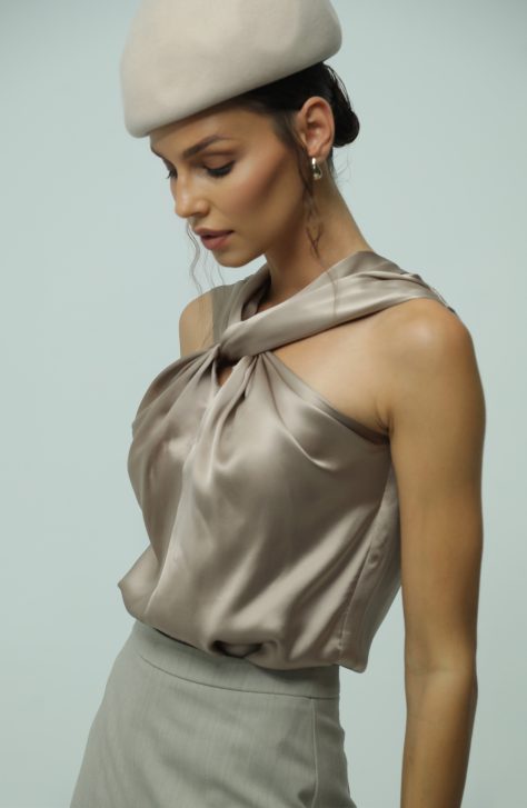 Essenza Beige Bez Svilena Bluza